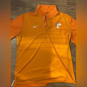Men’s Size Large Nike Tennessee Volunteers Polo